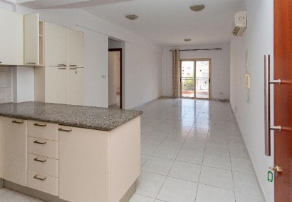Paphos Town, Paphos Apartment For Sale | DT5445