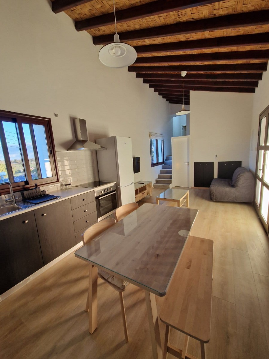Traditional House For Rent  in  Polemi