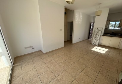 Kato Paphos - Universal, Paphos Apartment For Sale | DT5464