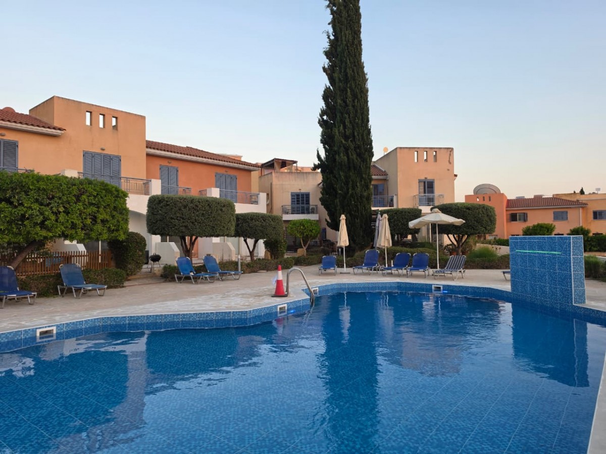 Semi Detached Villa For Sale  in  Anarita