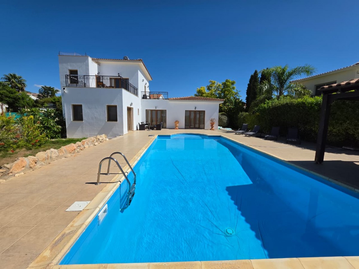 Detached Villa For Sale  in  Select Location