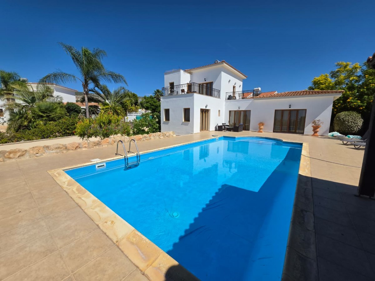 Detached Villa For Sale  in  Select Location