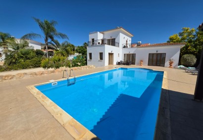 Peyia - Sea Caves, Paphos Detached Villa For Rent | DT5467