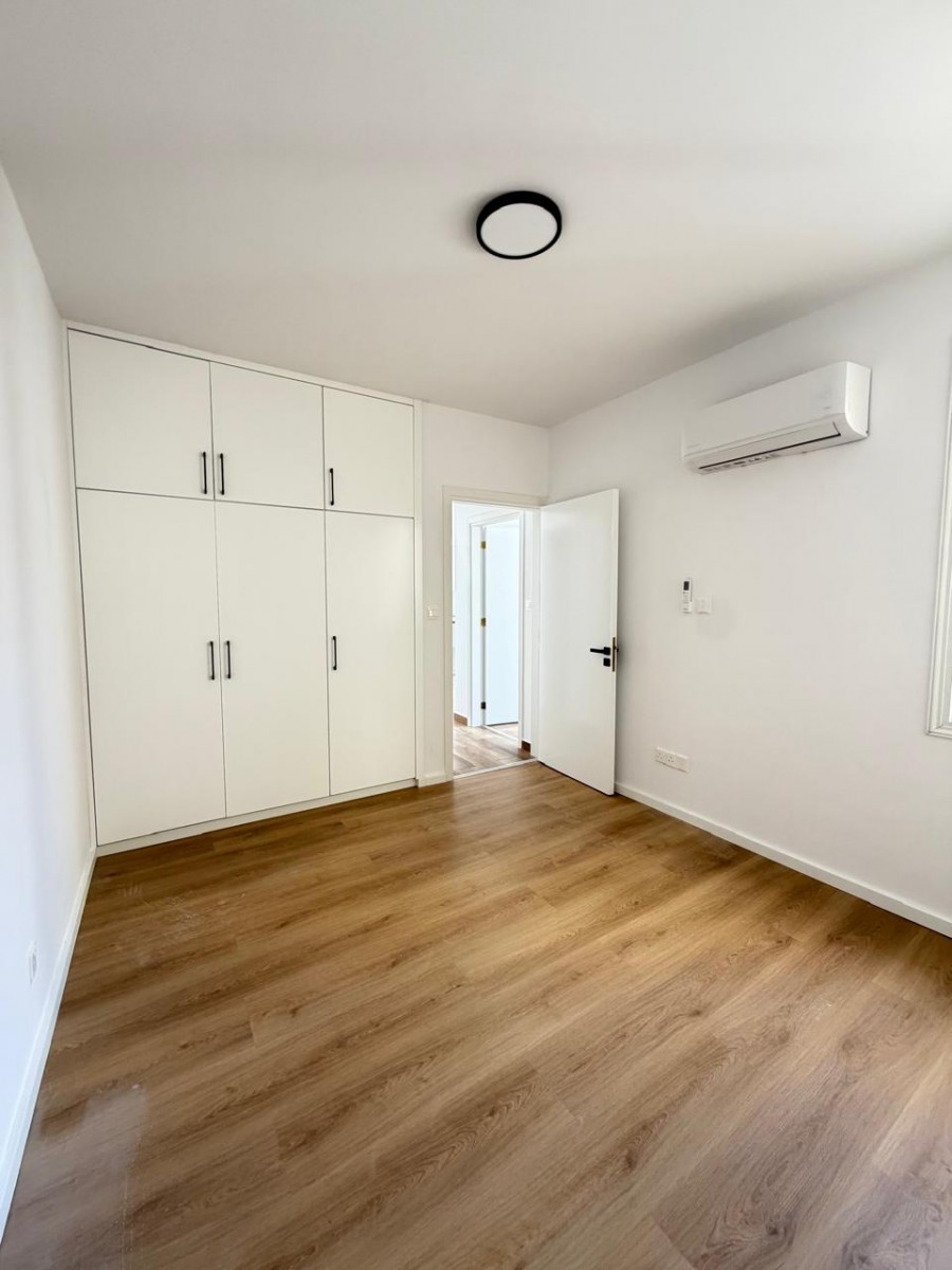 Ground Floor Apartment For Sale  in  Kato Paphos - Universal
