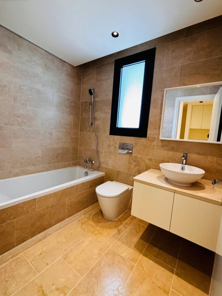 Detached Villa For Rent  in  Emba