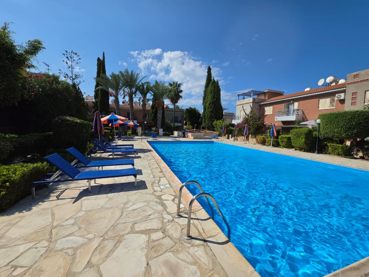 Town House For Sale  in  Kato Paphos - Universal