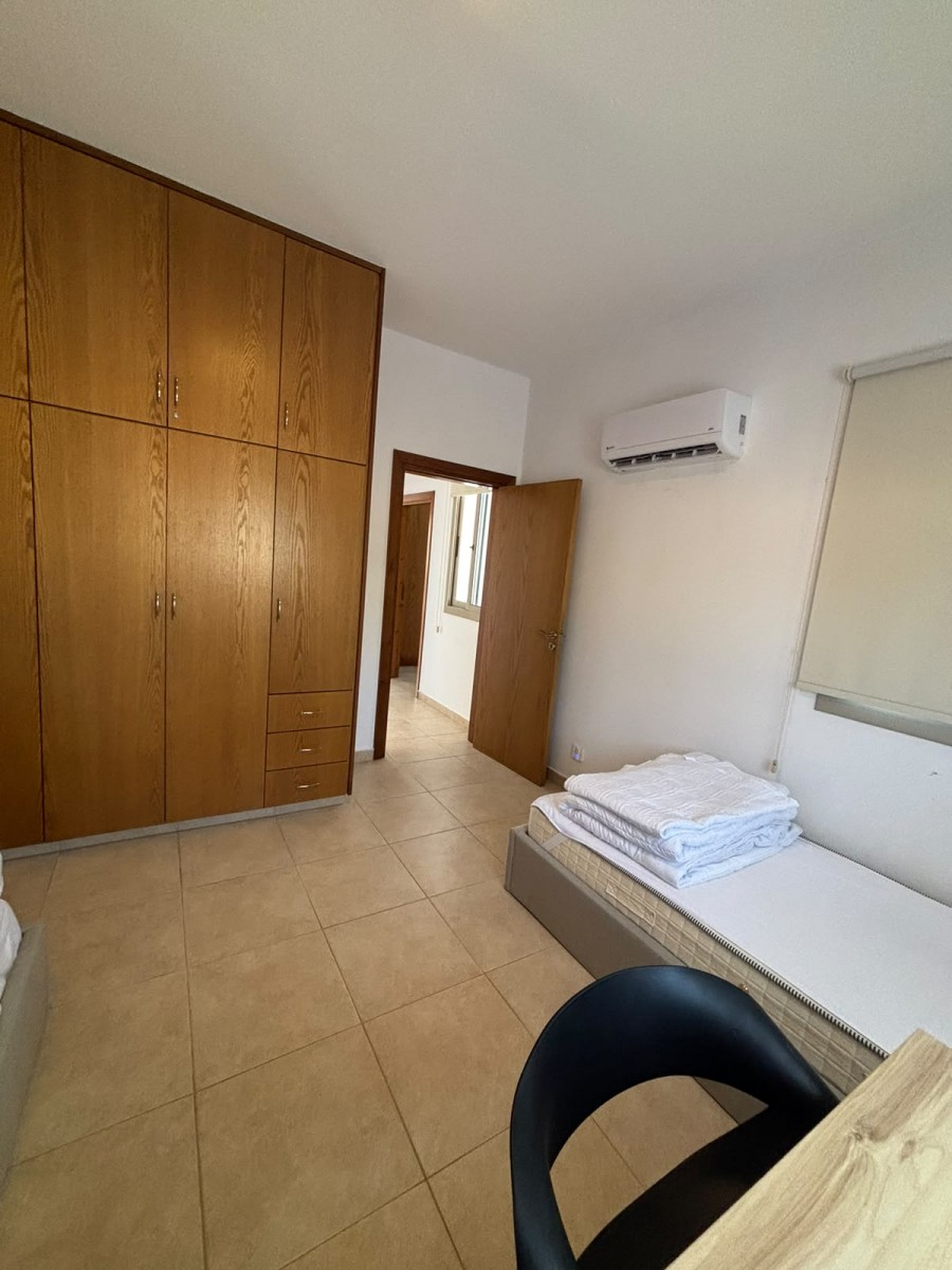 Bungalow For Rent  in  Peyia - Sea Caves