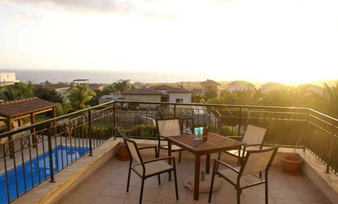 Detached Villa For Rent  in  Peyia - Sea Caves