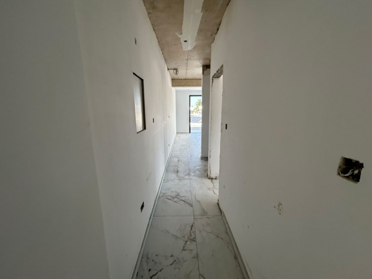 Apartment For Sale  in  Geroskipou