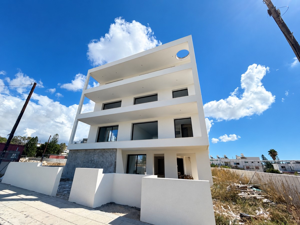 Geroskipou, Paphos Apartment For Sale | DT5312