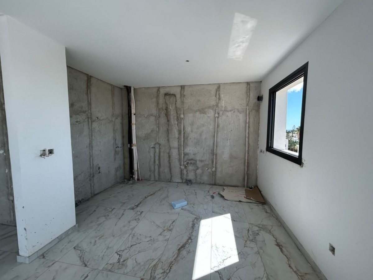 Apartment For Sale  in  Geroskipou