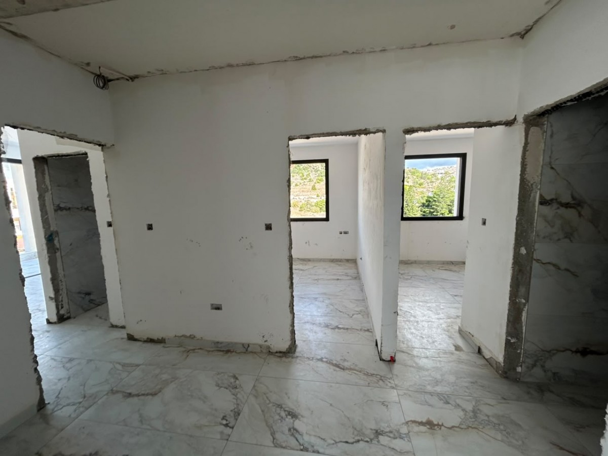 Apartment For Sale  in  Geroskipou