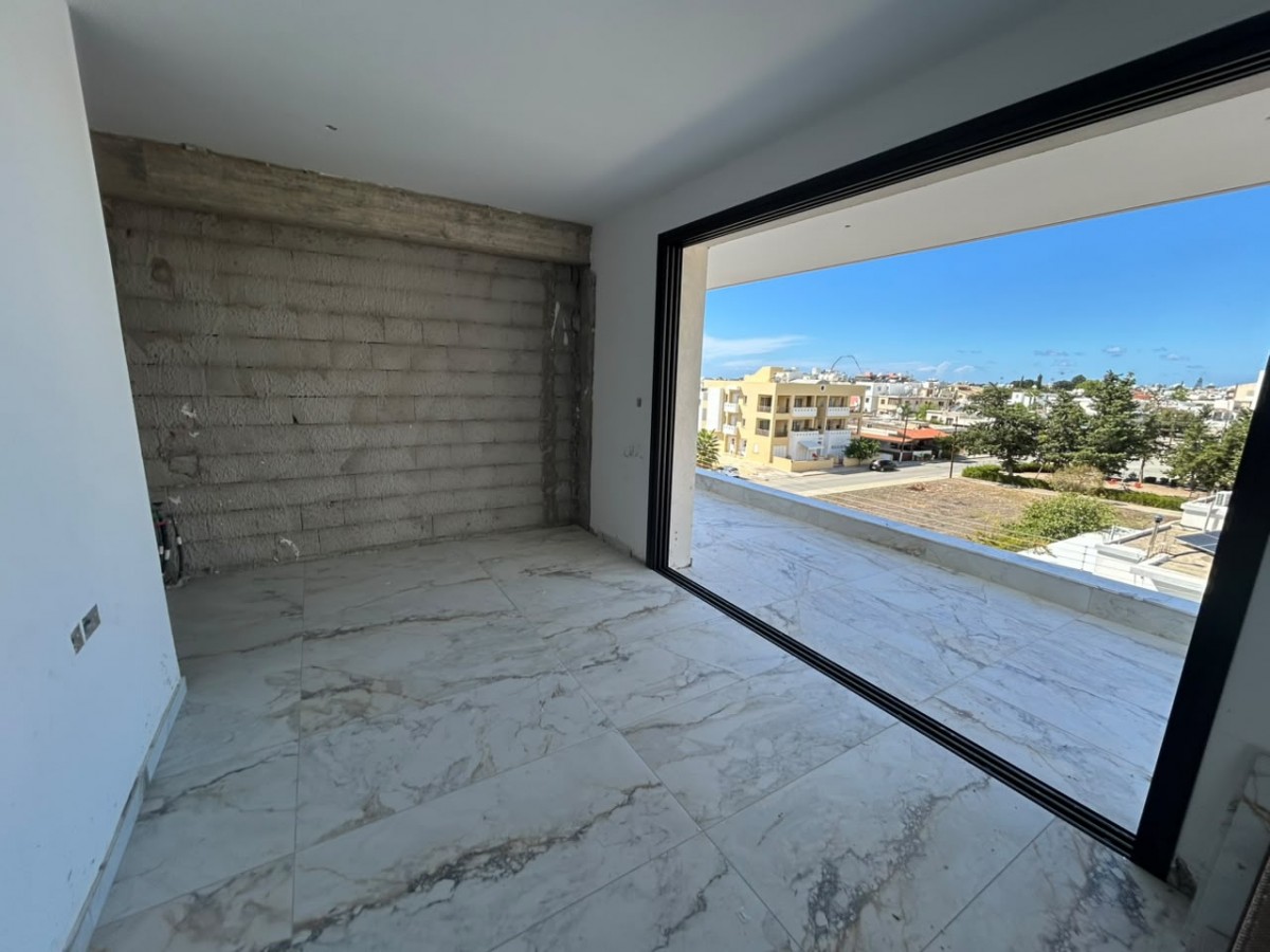 Apartment For Sale  in  Geroskipou