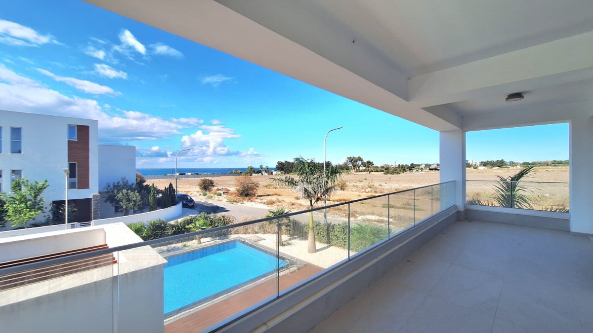 Detached Villa For Sale  in  Geroskipou