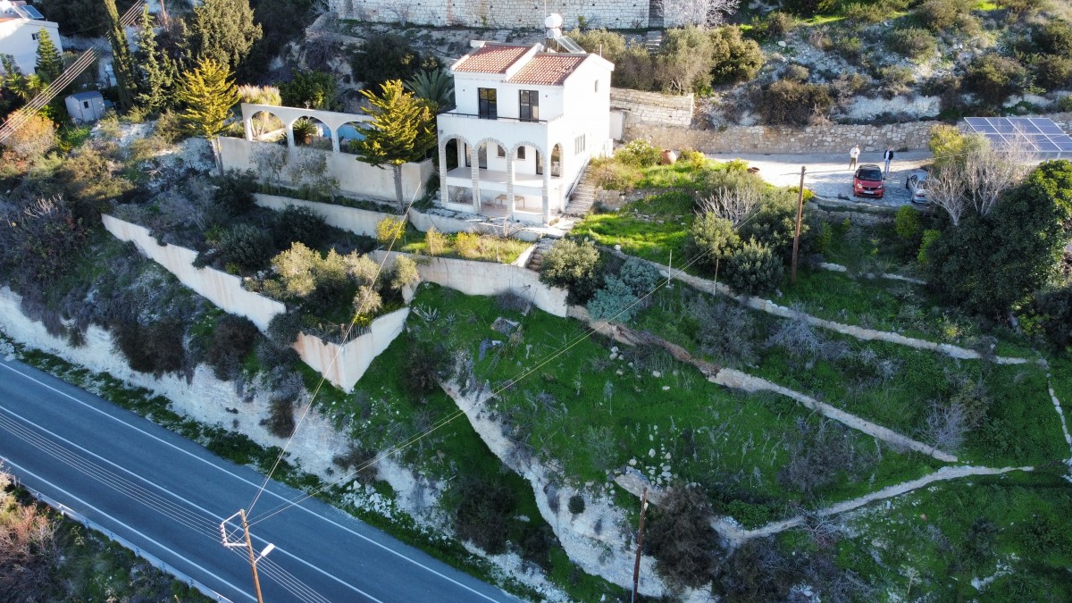 Detached Villa For Sale  in  Select Location