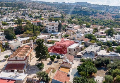 Mesa Chorio, Paphos Traditional House For Sale | DT5513