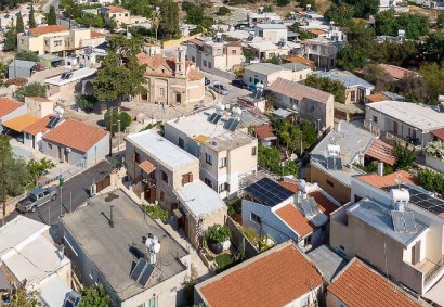 Mesa Chorio, Paphos Traditional House For Sale | DT5513