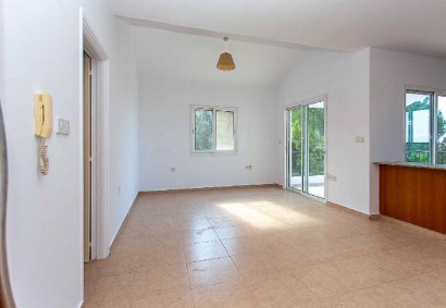Konia, Paphos Apartment For Sale | DT5514