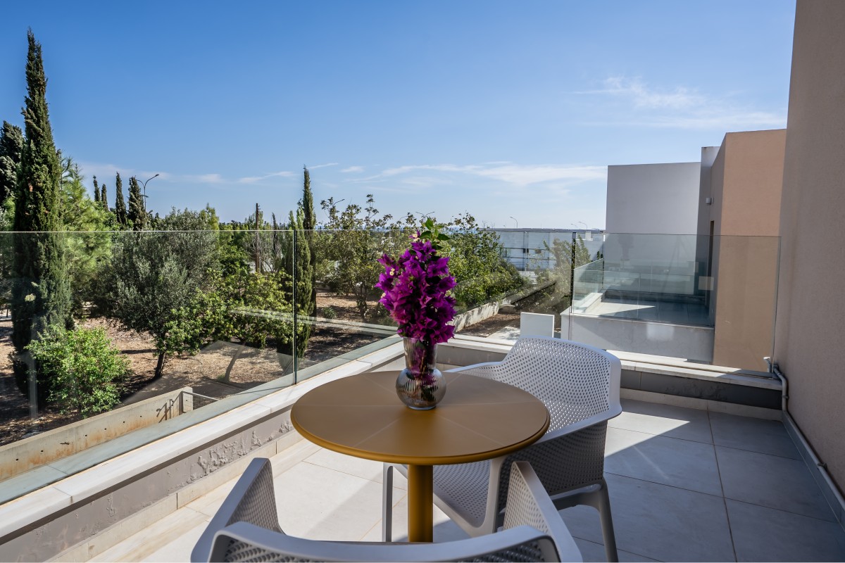 Detached Villa For Sale  in  Koloni