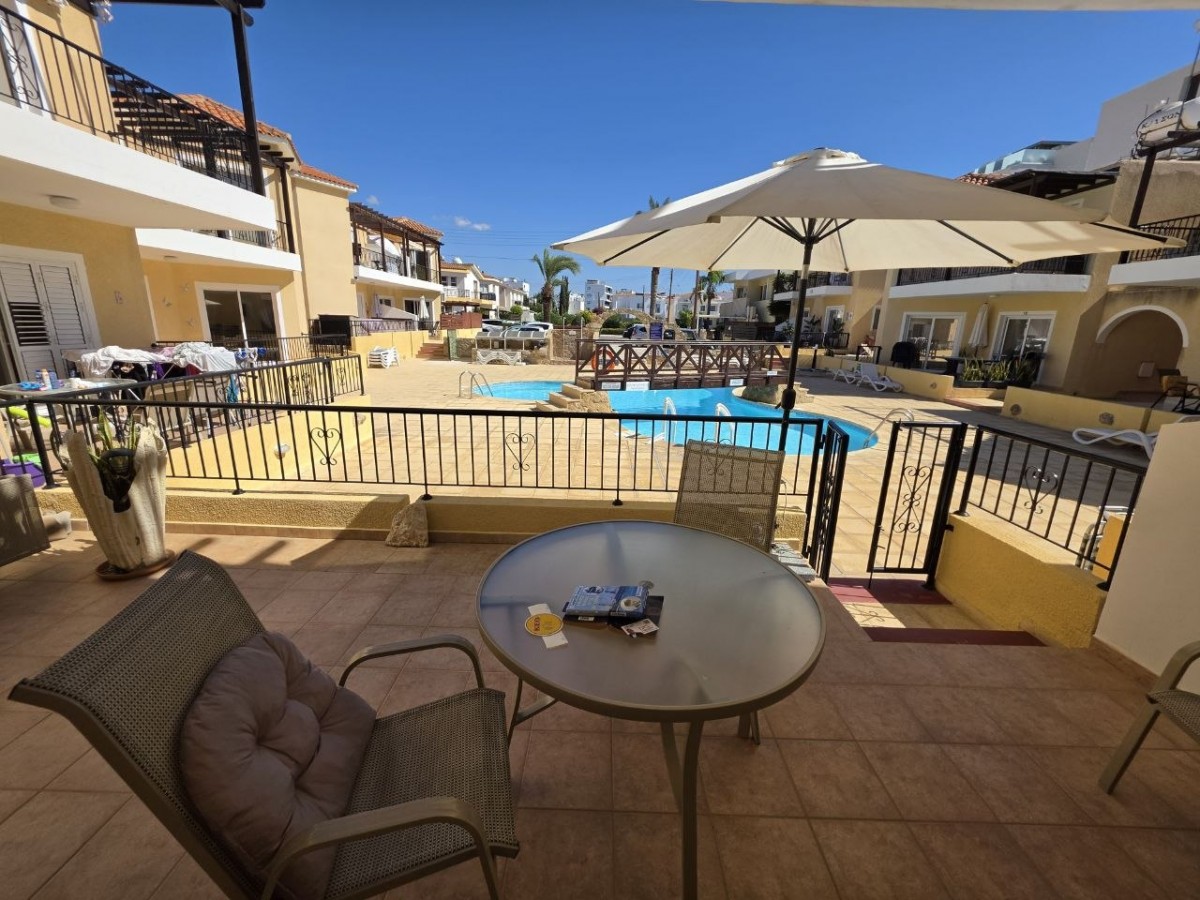 Apartment in Ayios Theodoros - view 1