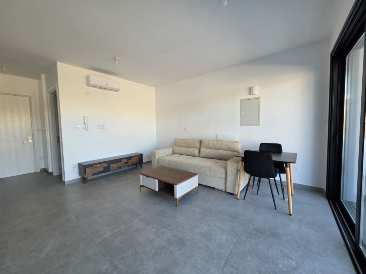 Ground Floor Apartment For Rent  in  Paphos Town