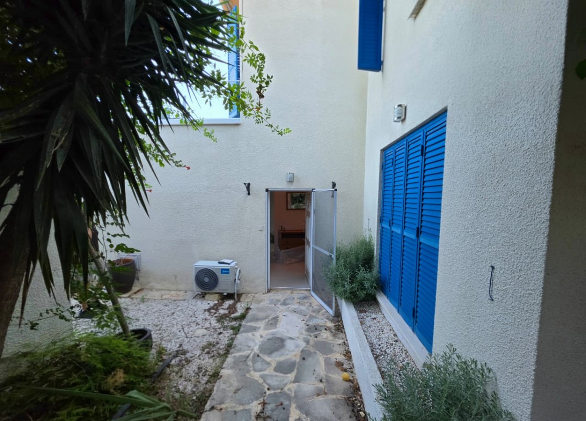 Ground Floor Apartment For Rent  in  Chlorakas