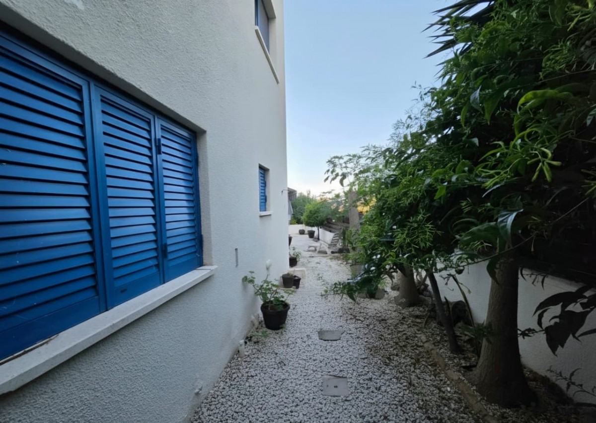 Ground Floor Apartment For Rent  in  Chlorakas