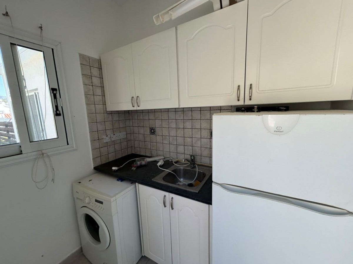 Detached Villa For Sale  in  Anavargos