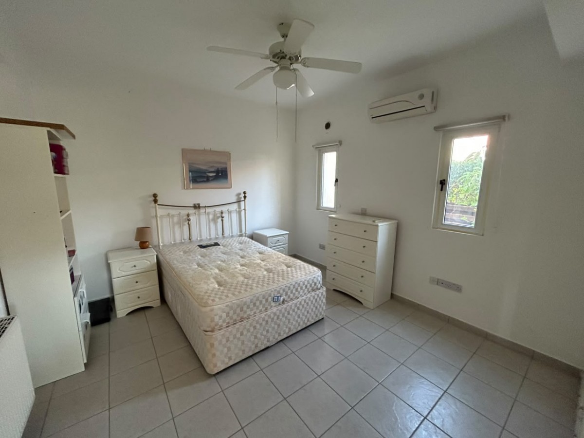 Detached Villa For Sale  in  Anavargos