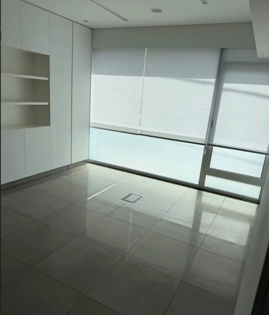 Office  For Rent  in  Anavargos