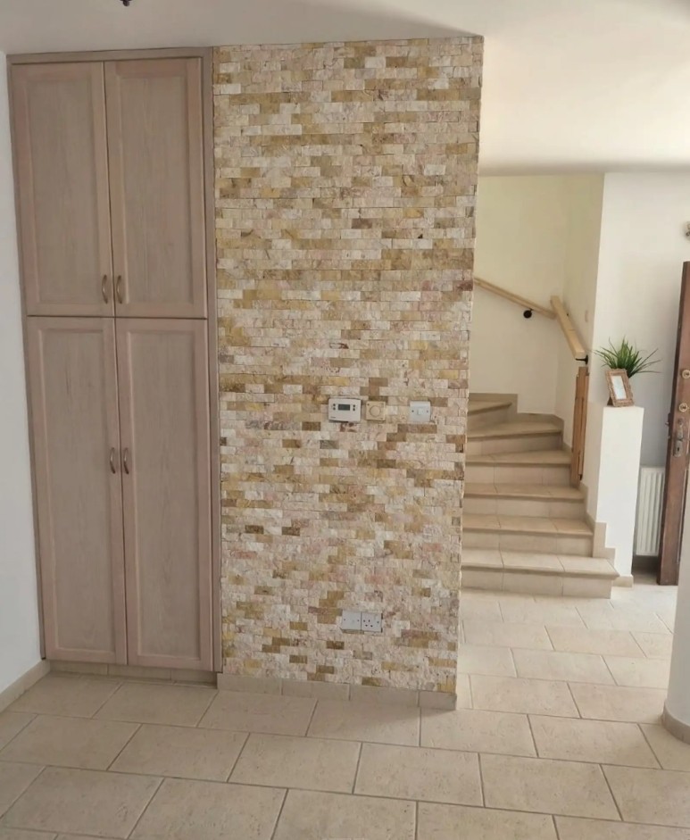 Detached Villa For Rent  in  Chlorakas