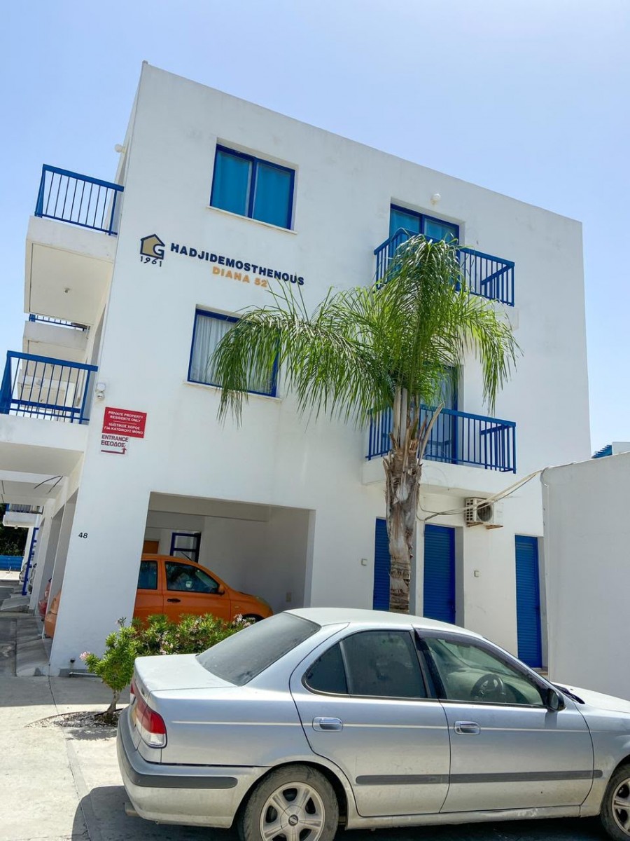 Apartment For Sale  in  Kato Paphos - Universal