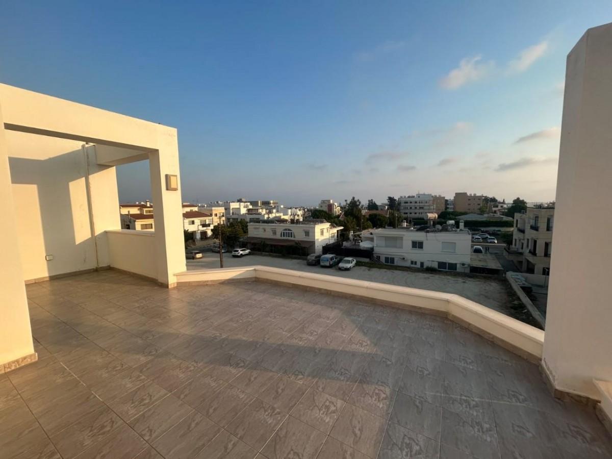 Detached Villa For Sale  in  Paphos Town