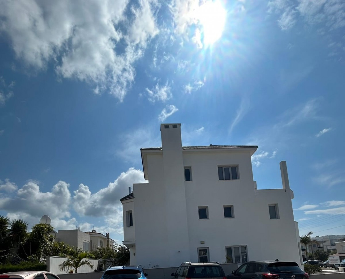 Detached Villa For Sale  in  Paphos Town