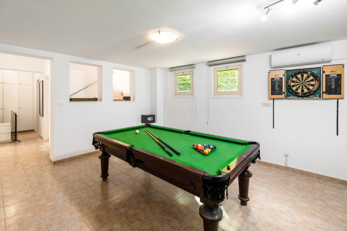 Detached Villa For Rent  in  Kissonerga