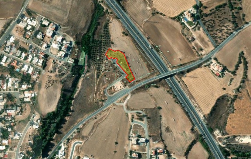 Land in Timi - view 1