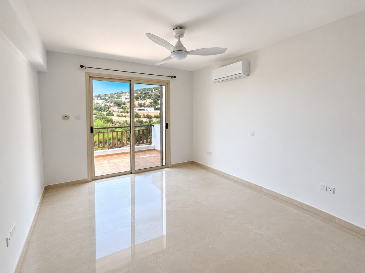 Apartment For Sale  in  Peyia