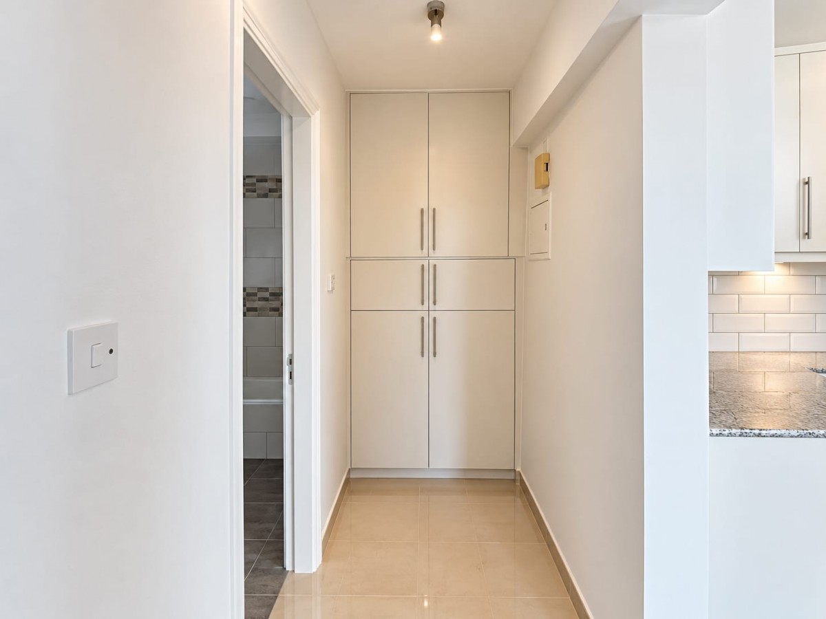 Apartment For Sale  in  Peyia