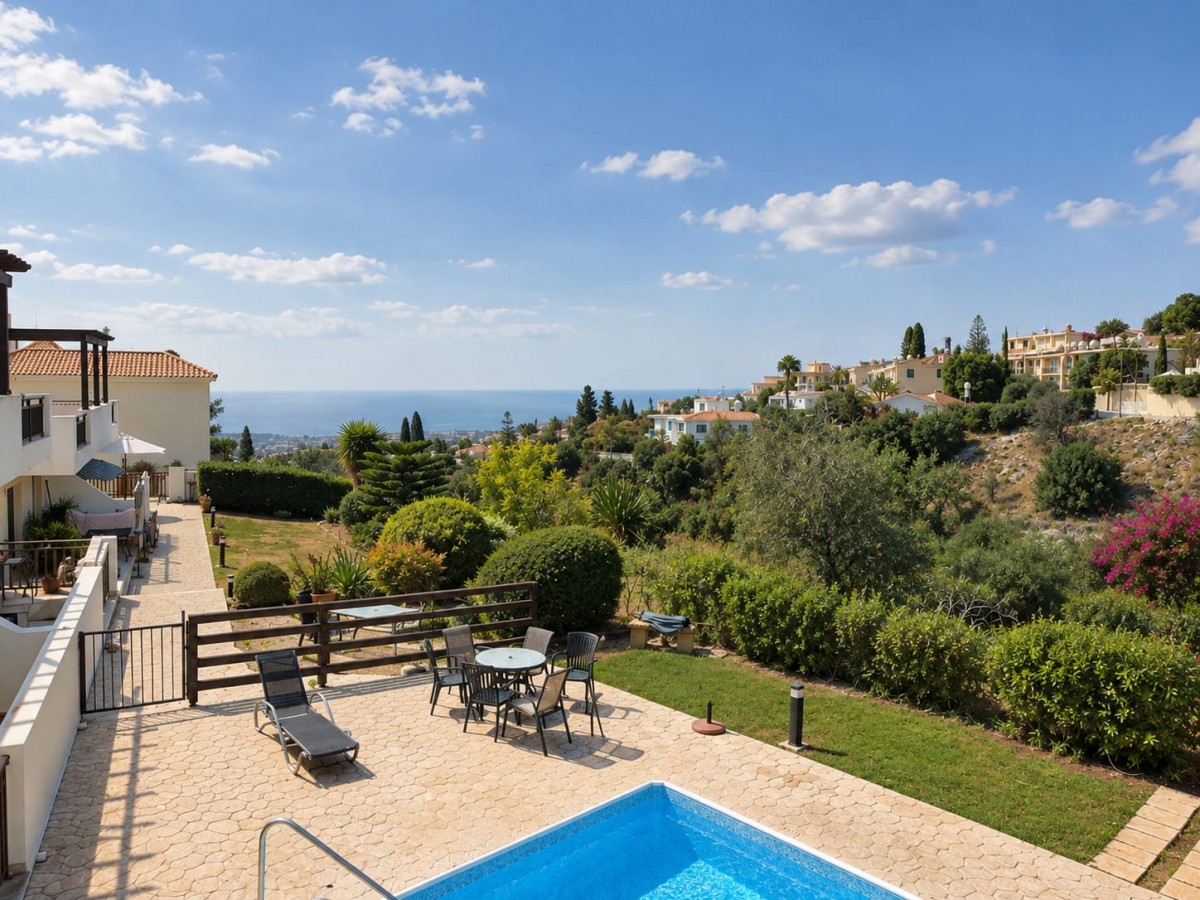 Apartment For Sale  in  Peyia