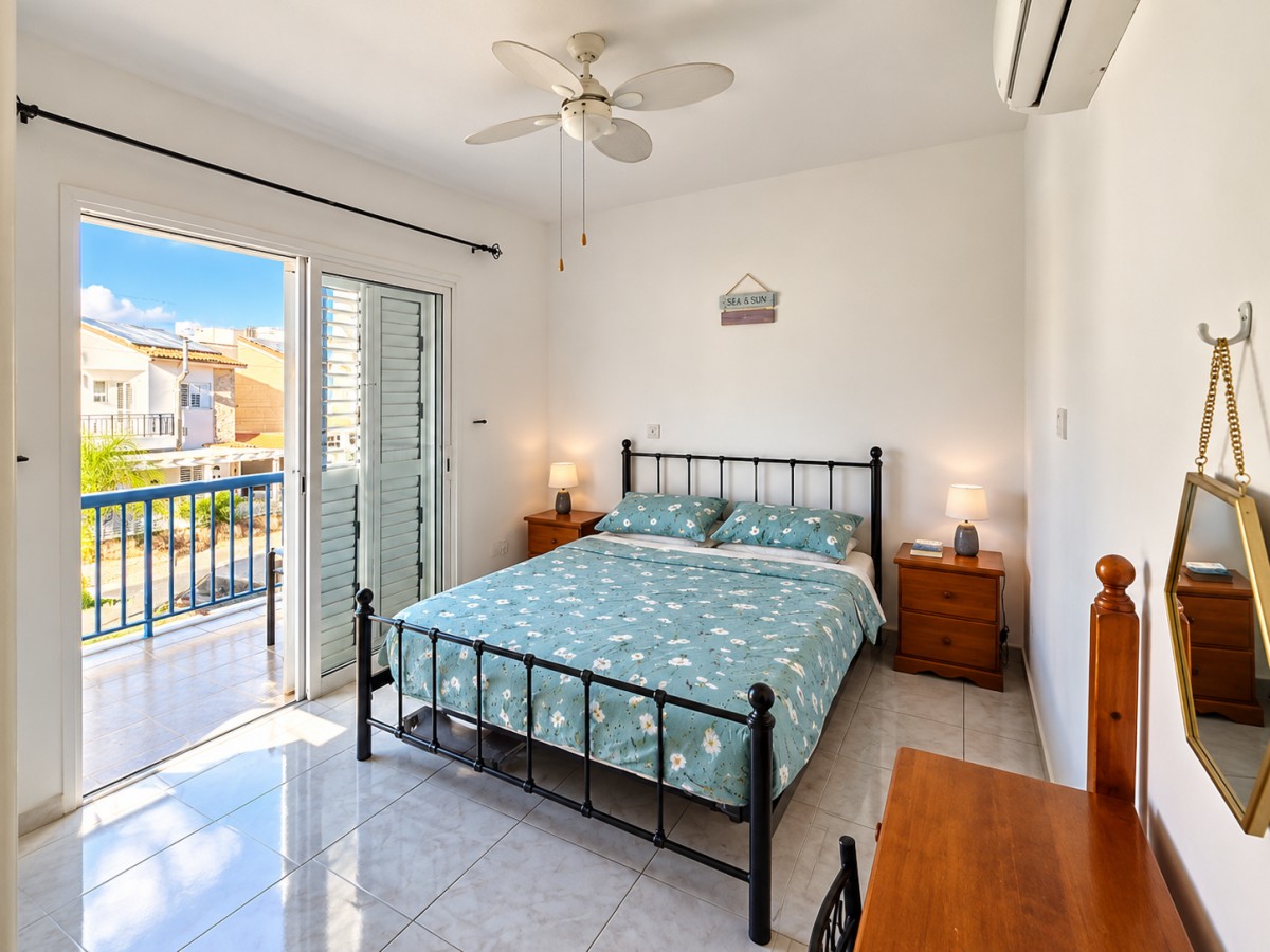 Apartment For Sale  in  Kato Paphos - Universal