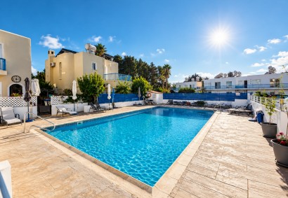 Kato Paphos - Universal, Paphos Apartment For Sale | DT5633