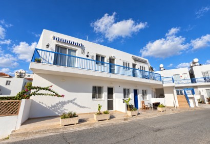 Kato Paphos - Universal, Paphos Apartment For Sale | DT5633