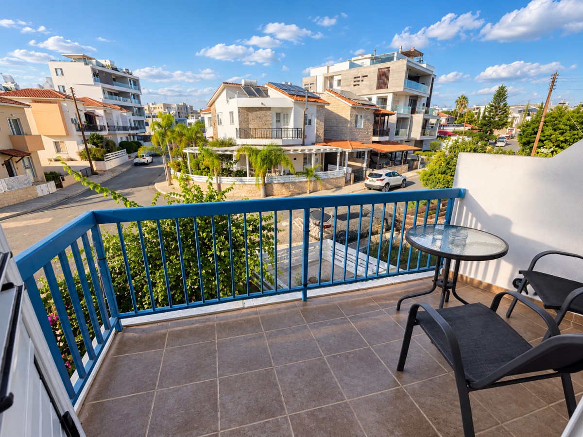 Apartment For Sale  in  Kato Paphos - Universal