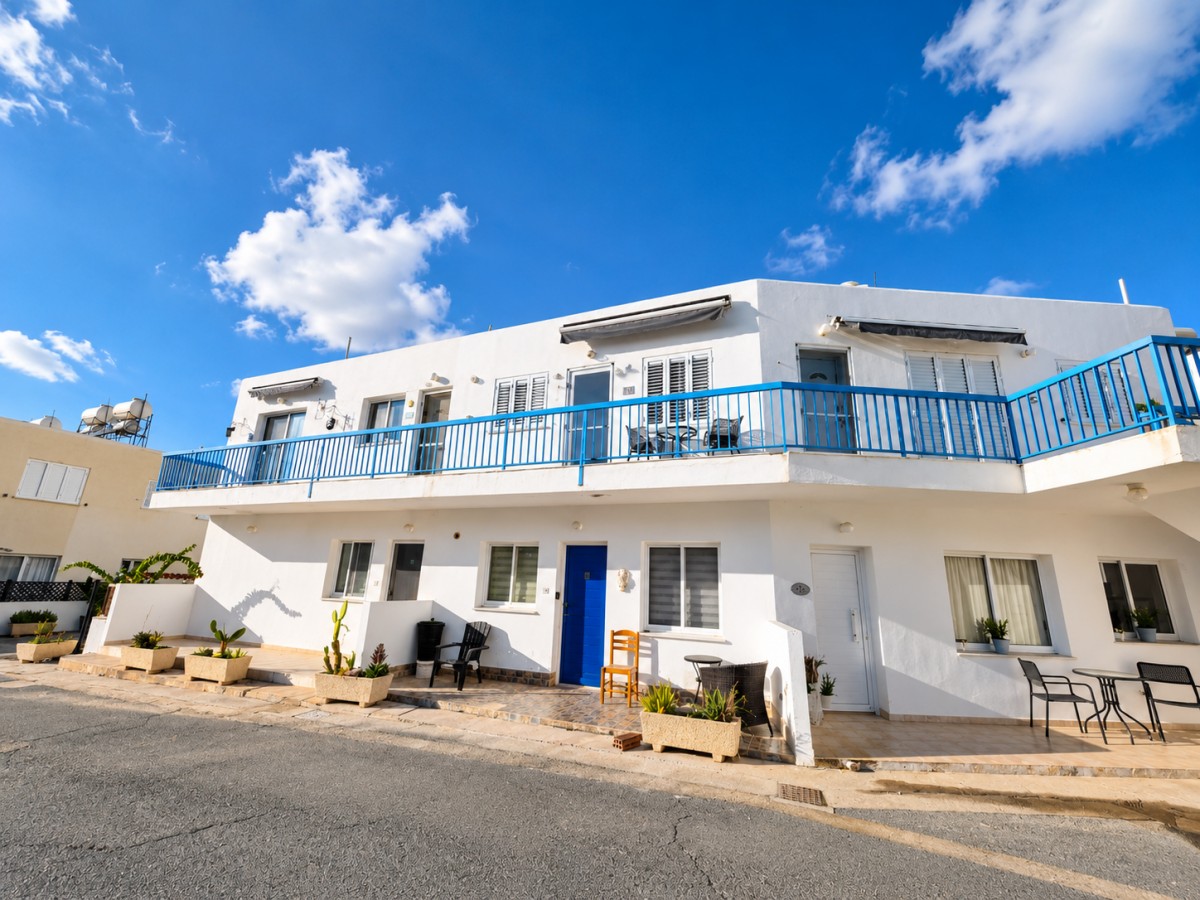 Apartment For Sale  in  Kato Paphos - Universal