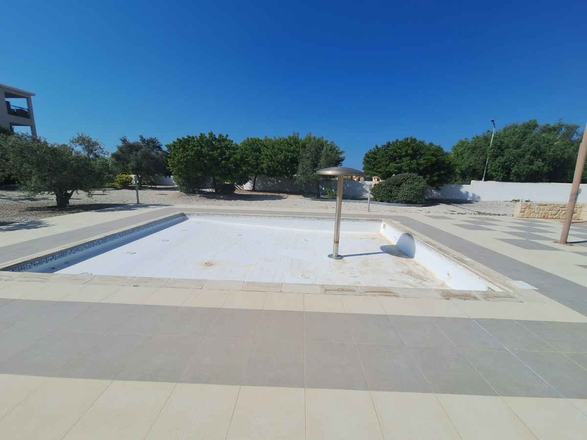 Apartment For Sale  in  Chlorakas