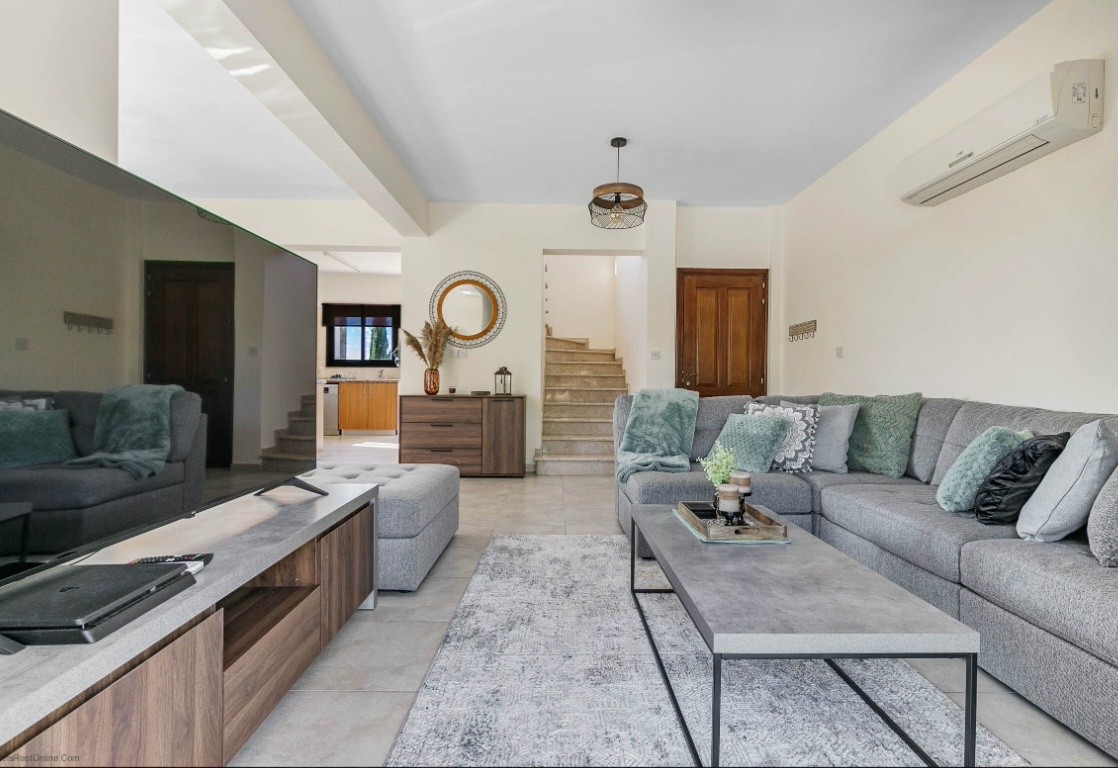Detached Villa For Rent  in  Kouklia - Secret Valley
