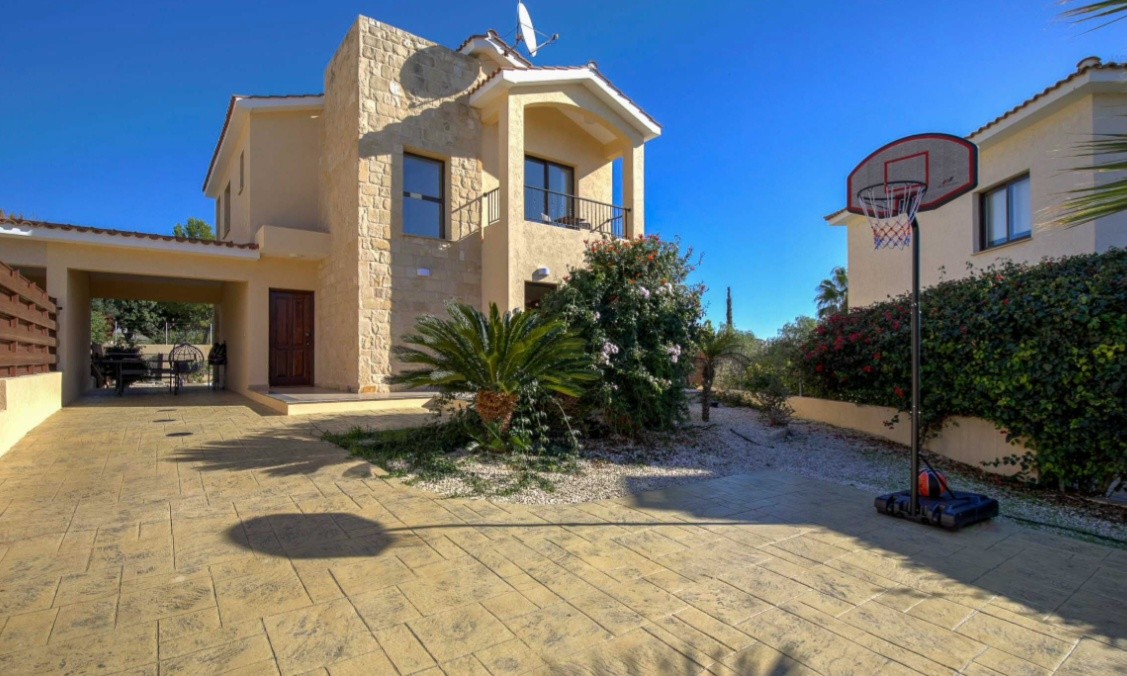 Kouklia - Secret Valley Detached Villa For Rent | DT5675