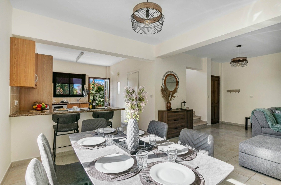 Detached Villa For Rent  in  Kouklia - Secret Valley