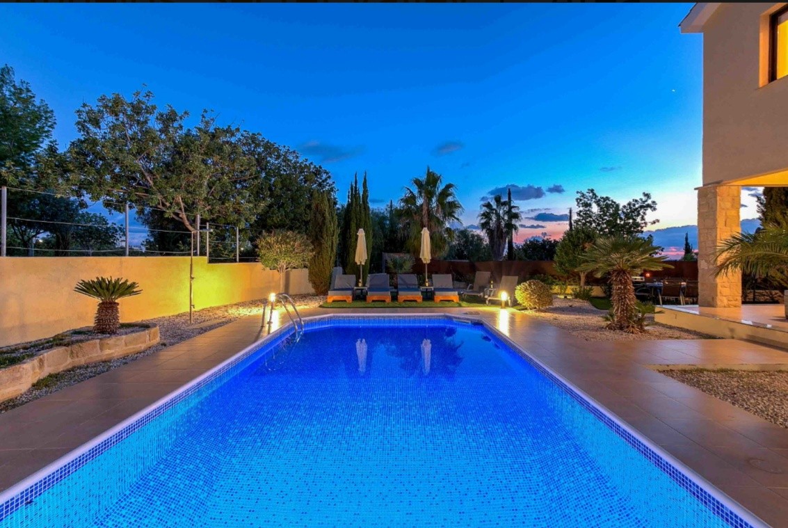 Detached Villa For Rent  in  Kouklia - Secret Valley