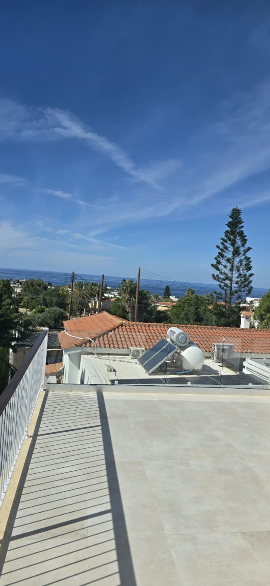 Detached Villa For Sale  in  Peyia - Sea Caves